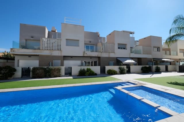 3 soveværelse Byhus til salg i Santiago de la Ribera, San Javier med swimmingpool - € 275.000 (Ref: 10168255)