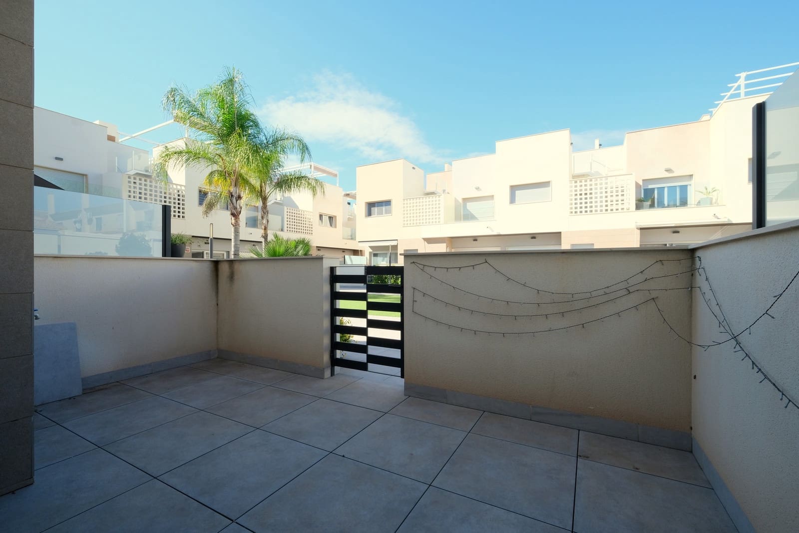 3 soveværelse Byhus til salg i Santiago de la Ribera med swimmingpool - € 275.000 (Ref: 10168255)
