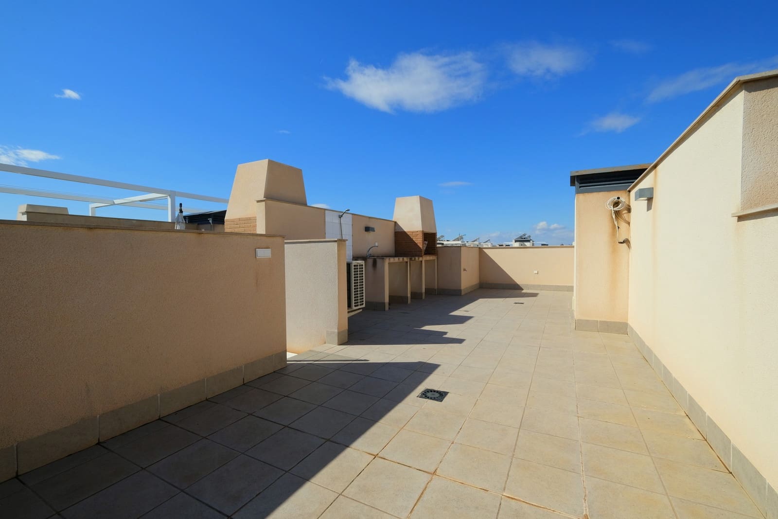 3 soveværelse Byhus til salg i Santiago de la Ribera med swimmingpool - € 275.000 (Ref: 10168255)