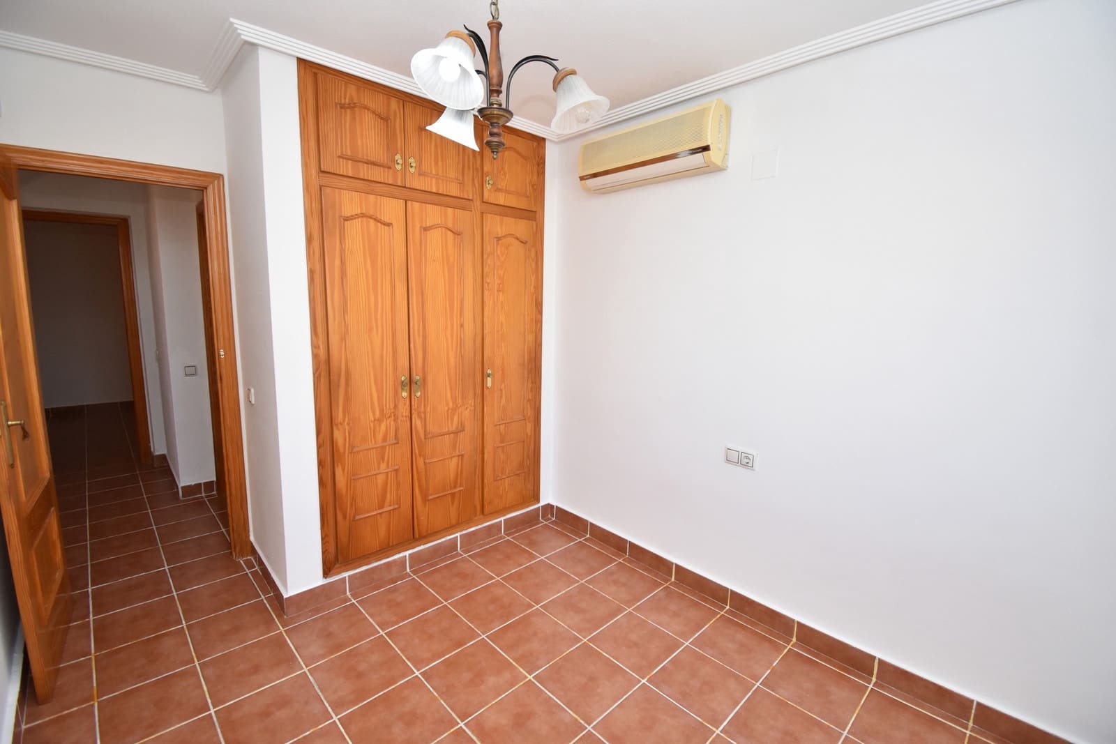 3 sypialnia Willa na sprzedaż w Villamartin z garażem - 199 995 € (Ref: 10171064)