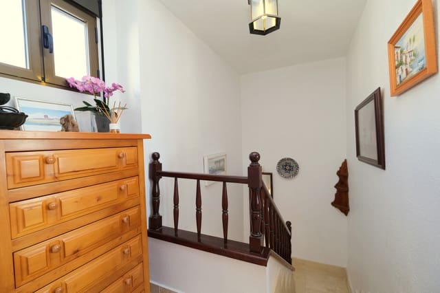 2 soverom Penthouse til salgs i Playa Flamenca, Orihuela med svømmebasseng garasje - € 159 000 (Ref: 10171066)