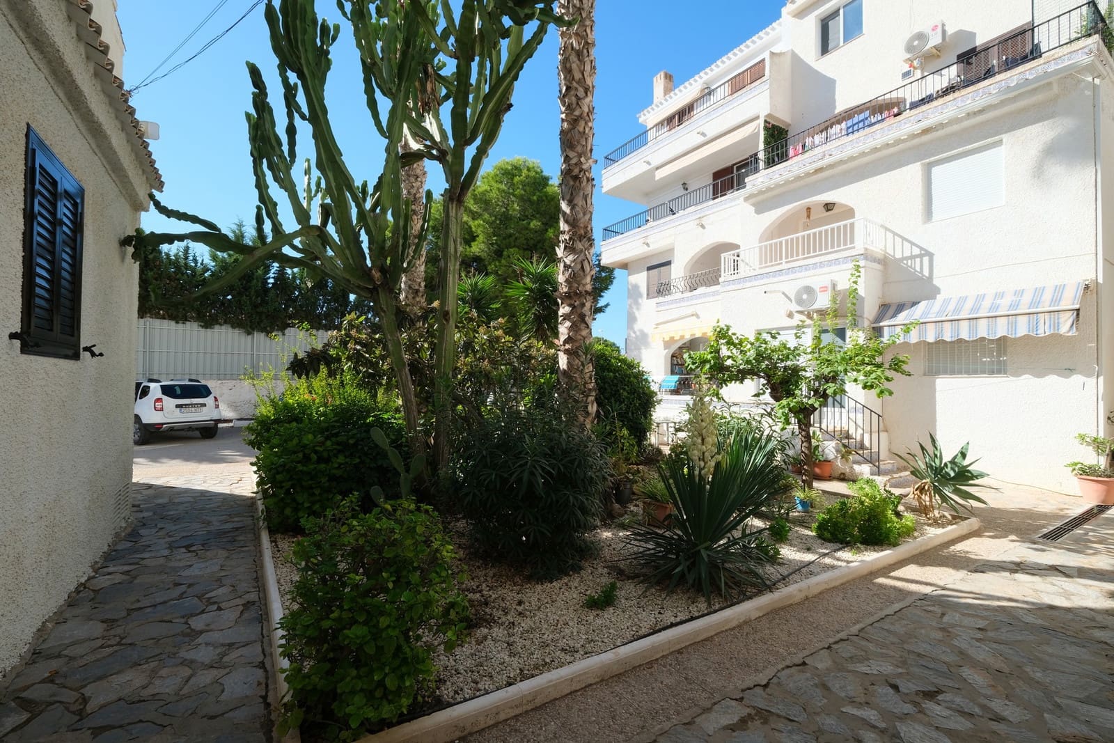 2 soverom Penthouse til salgs i Playa Flamenca med svømmebasseng garasje - € 159 000 (Ref: 10171066)