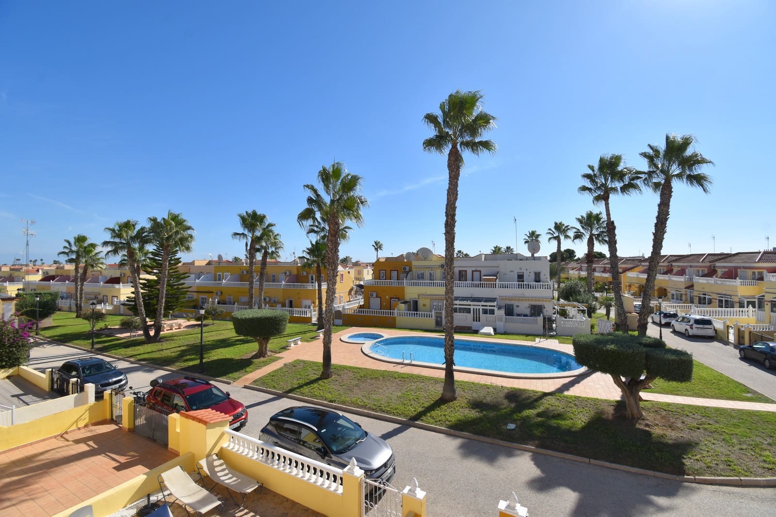 2 bedroom Penthouse for sale in Cabo Roig with pool garage - € 159,995 (Ref: 10173351)