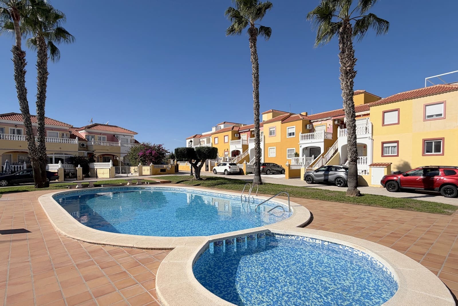 2 bedroom Penthouse for sale in Cabo Roig with pool garage - € 159,995 (Ref: 10173351)