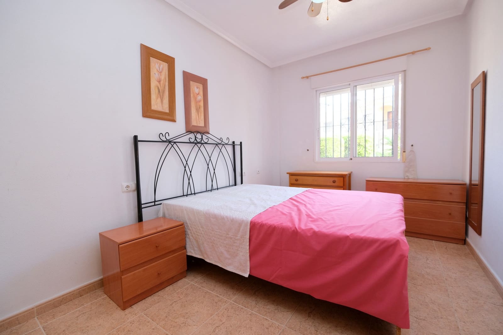 2 Zimmer Apartment zu verkaufen in Playa Flamenca mit Pool Garage - 149.500 € (Ref: 10176871)