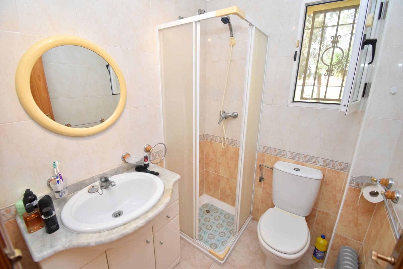 3 sypialnia Dom na sprzedaż w Torrevieja z basenem garażem - 158 000 € (Ref: 10176872)