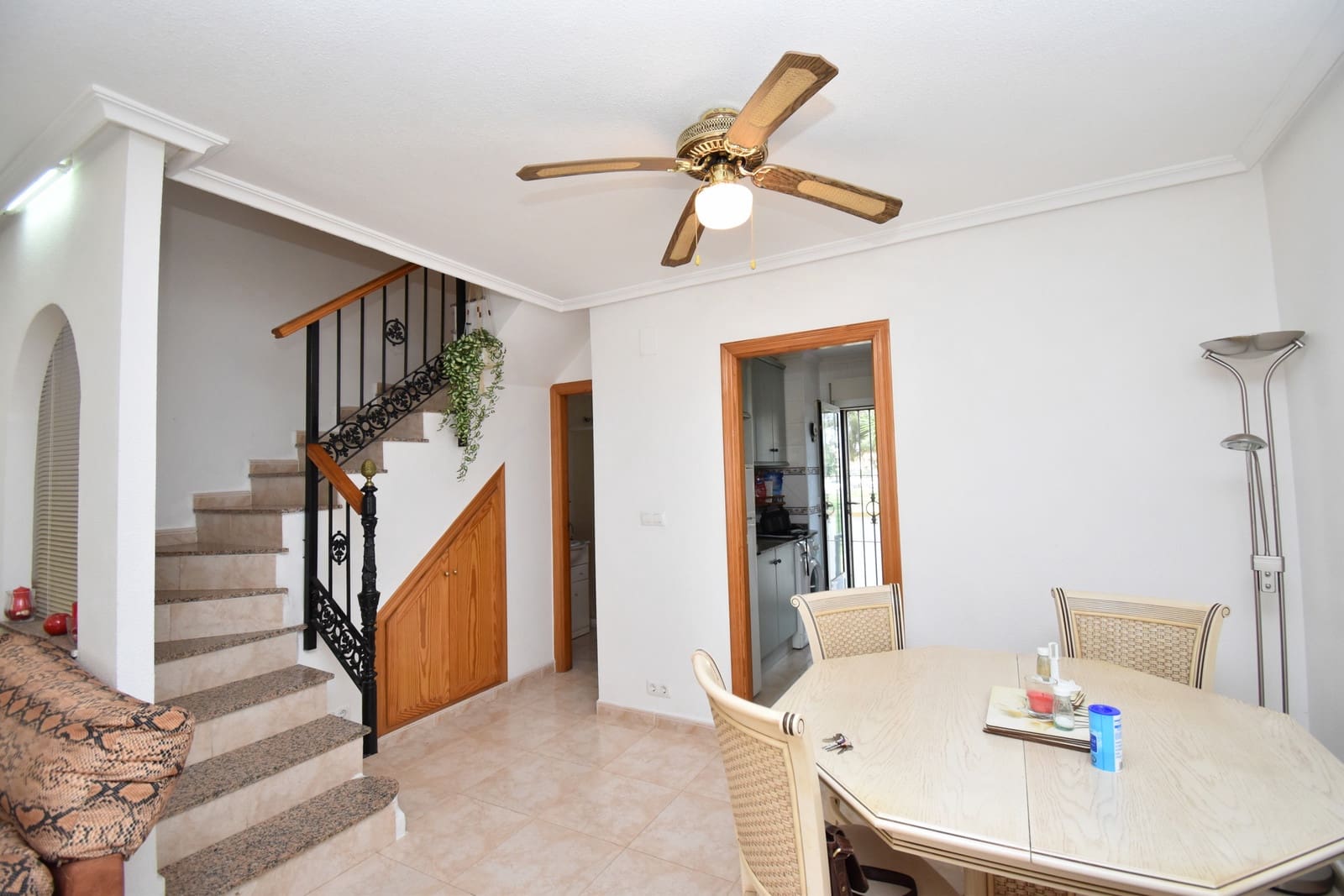 3 sypialnia Dom na sprzedaż w Torrevieja z basenem garażem - 158 000 € (Ref: 10176872)