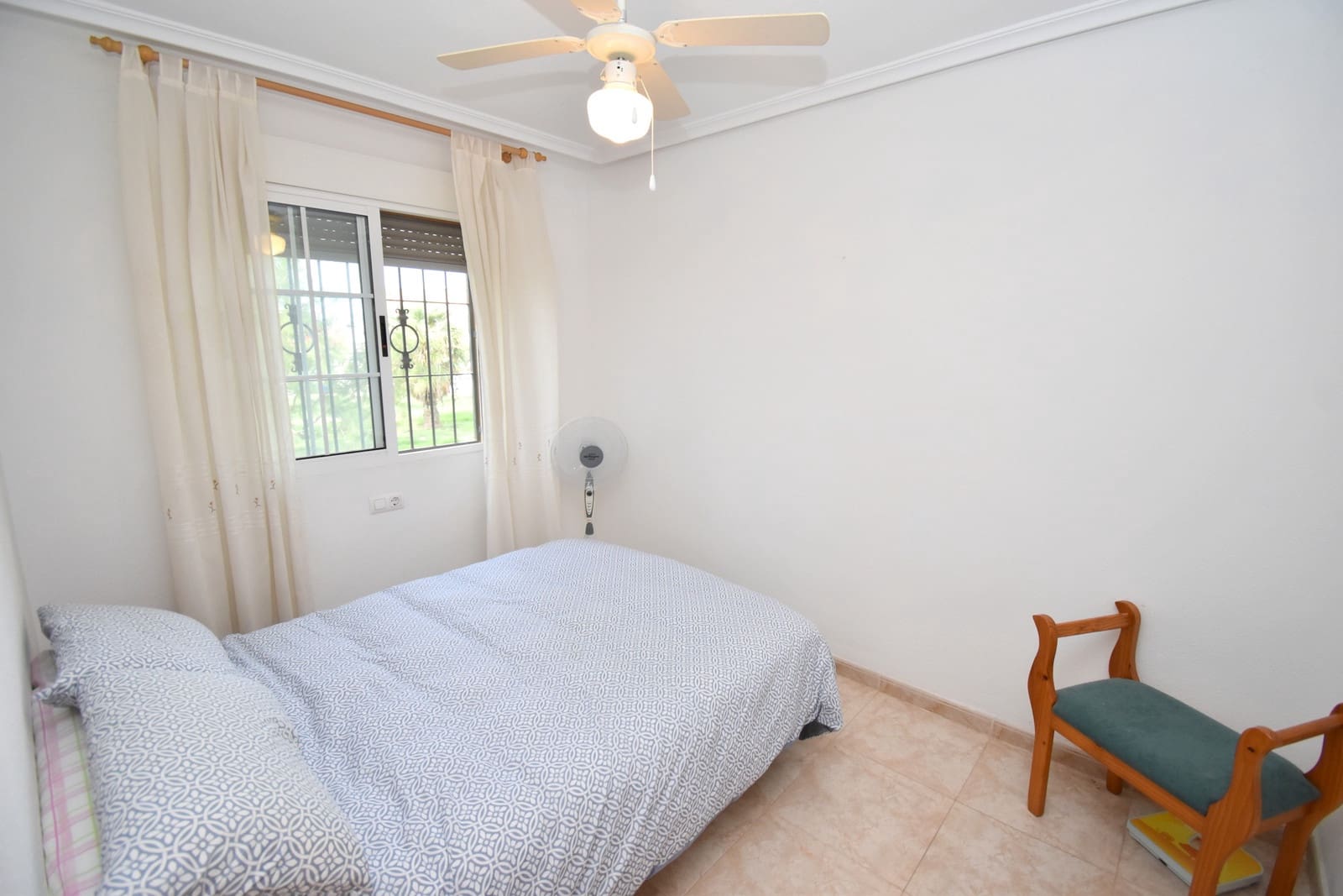 3 sypialnia Dom na sprzedaż w Torrevieja z basenem garażem - 158 000 € (Ref: 10176872)