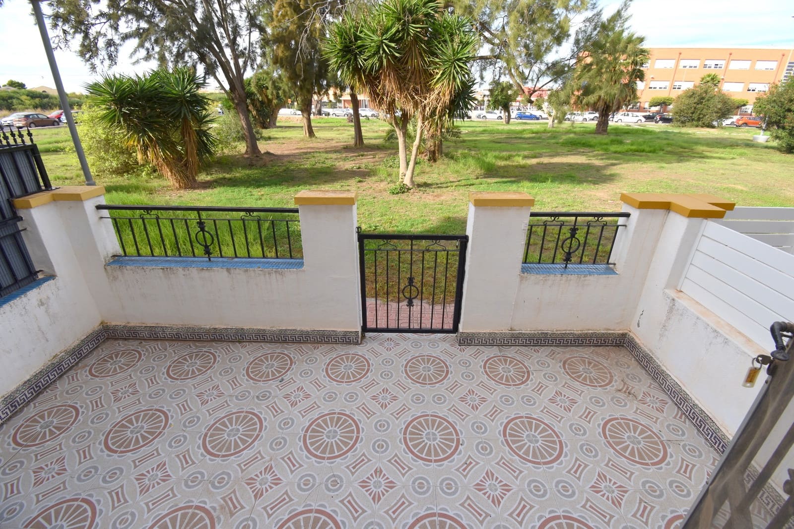 3 sypialnia Dom na sprzedaż w Torrevieja z basenem garażem - 158 000 € (Ref: 10176872)