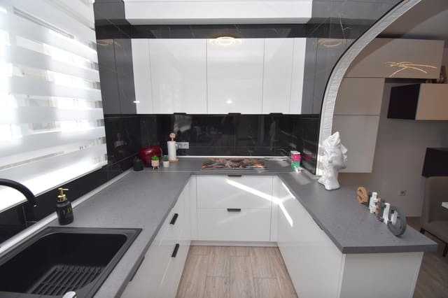 2 sypialnia Dom na sprzedaż w La Tercia, Miasto Murcja z basenem - 135 000 € (Ref: 10182655)
