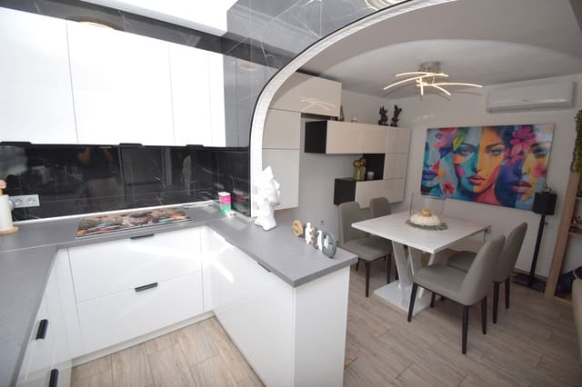 2 sypialnia Dom na sprzedaż w La Tercia, Miasto Murcja z basenem - 135 000 € (Ref: 10182655)