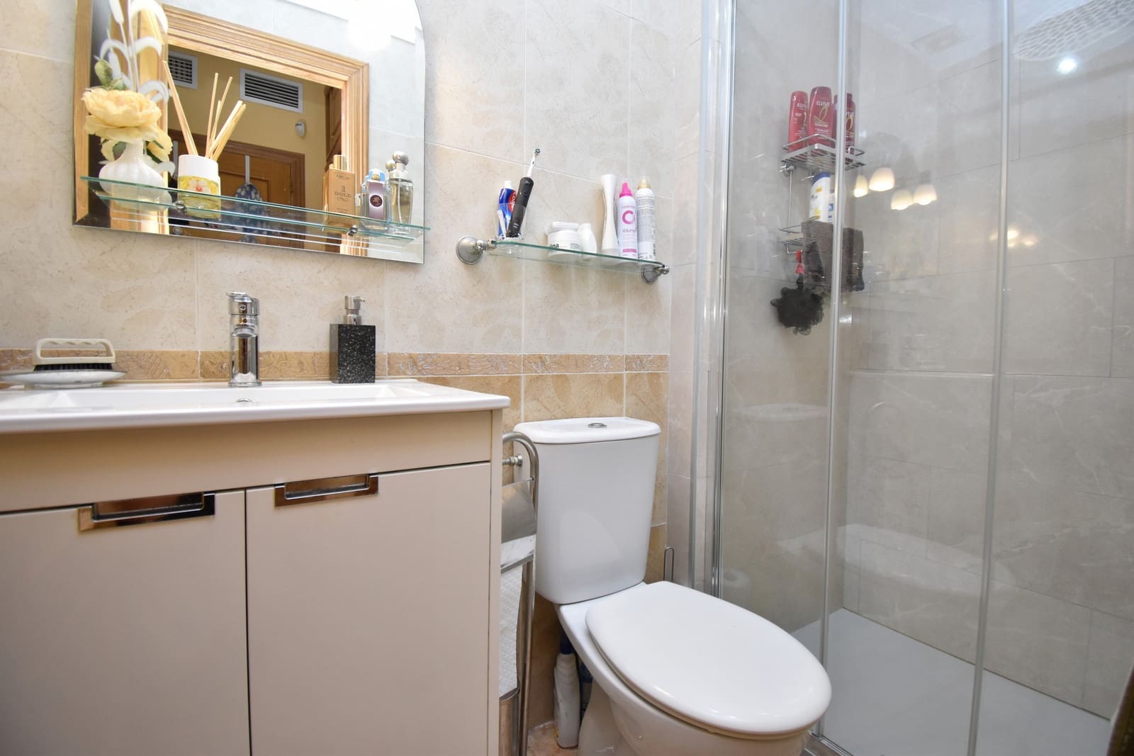 Ático de 2 habitaciones en Punta Prima en venta con piscina garaje - 189.000 € (Ref: 10182656)