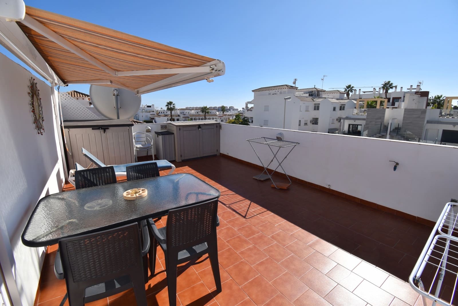 Ático de 2 habitaciones en Punta Prima en venta con piscina garaje - 189.000 € (Ref: 10182656)