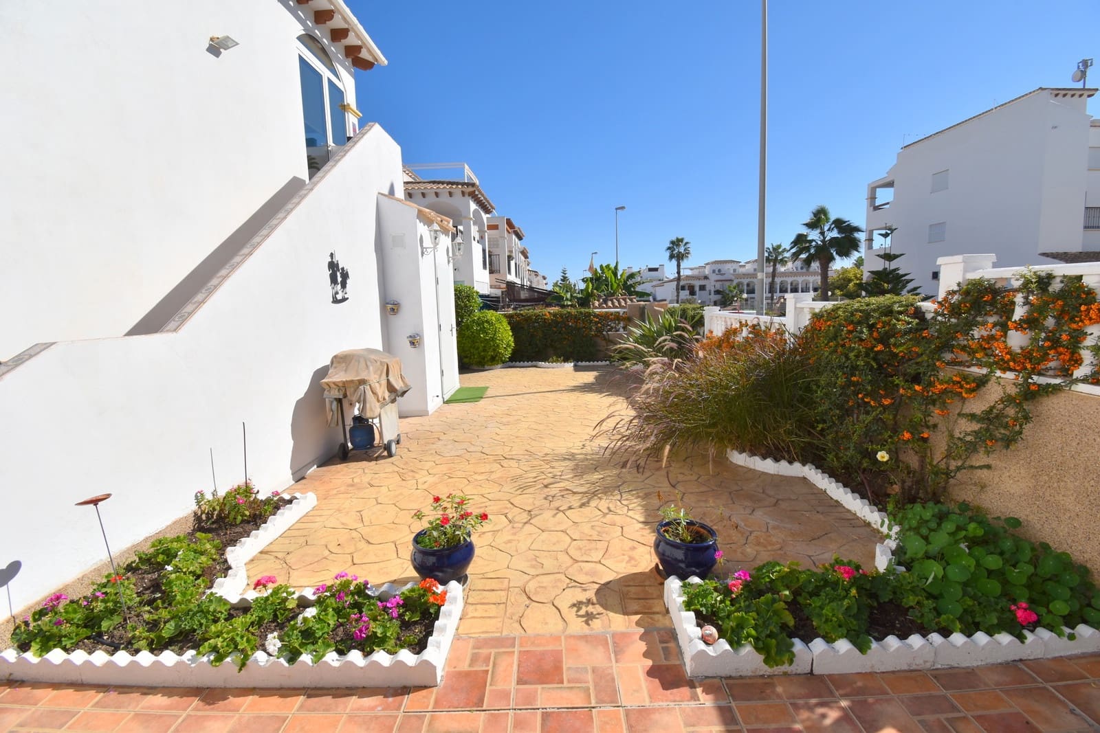 Ático de 2 habitaciones en Punta Prima en venta con piscina garaje - 189.000 € (Ref: 10182656)