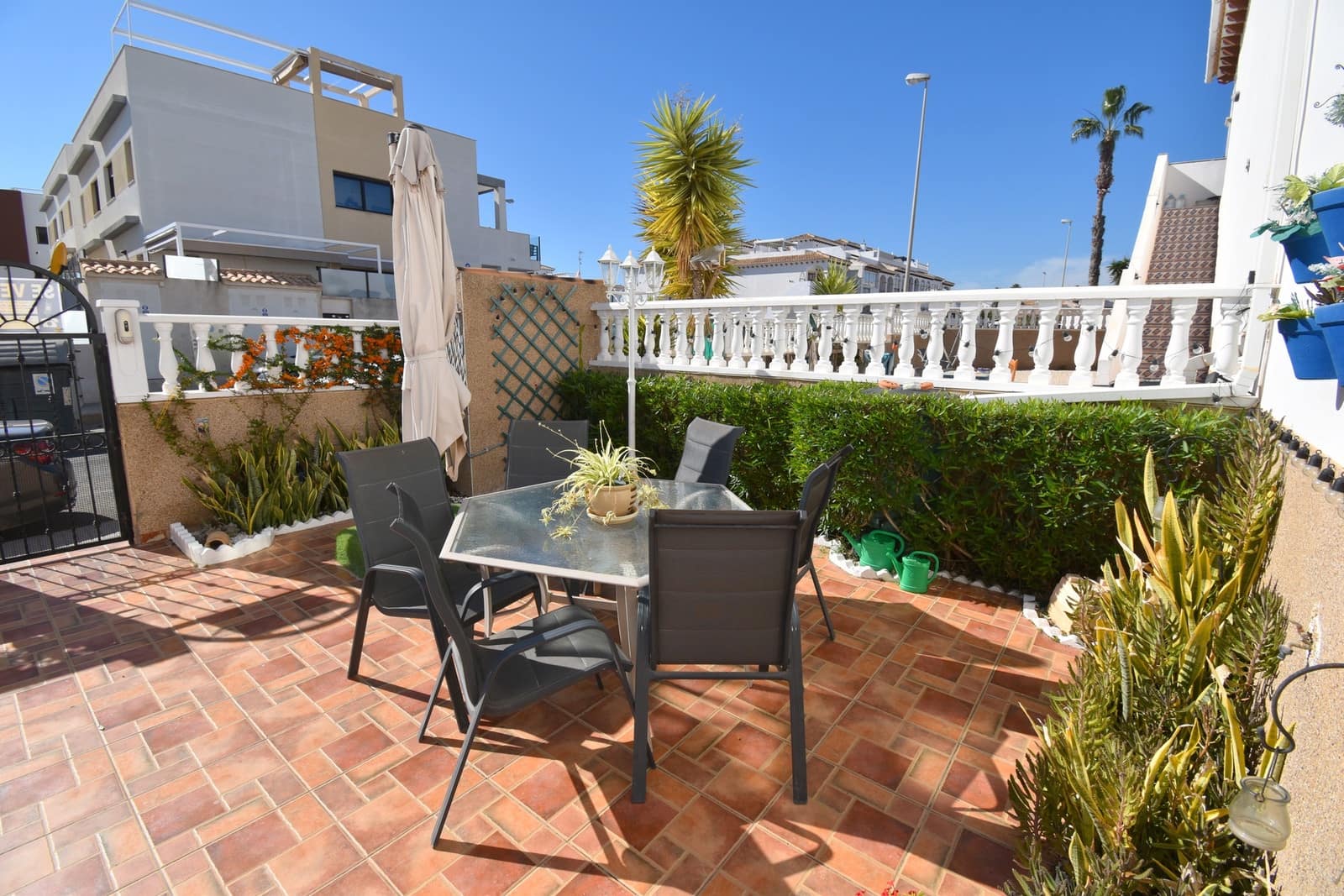 Ático de 2 habitaciones en Punta Prima en venta con piscina garaje - 189.000 € (Ref: 10182656)