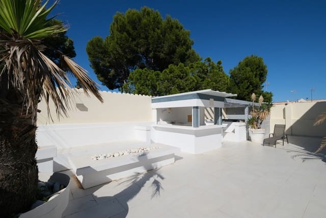 3 soveværelse Villa til salg i Los Balcones med swimmingpool - € 499.995 (Ref: 10182657)