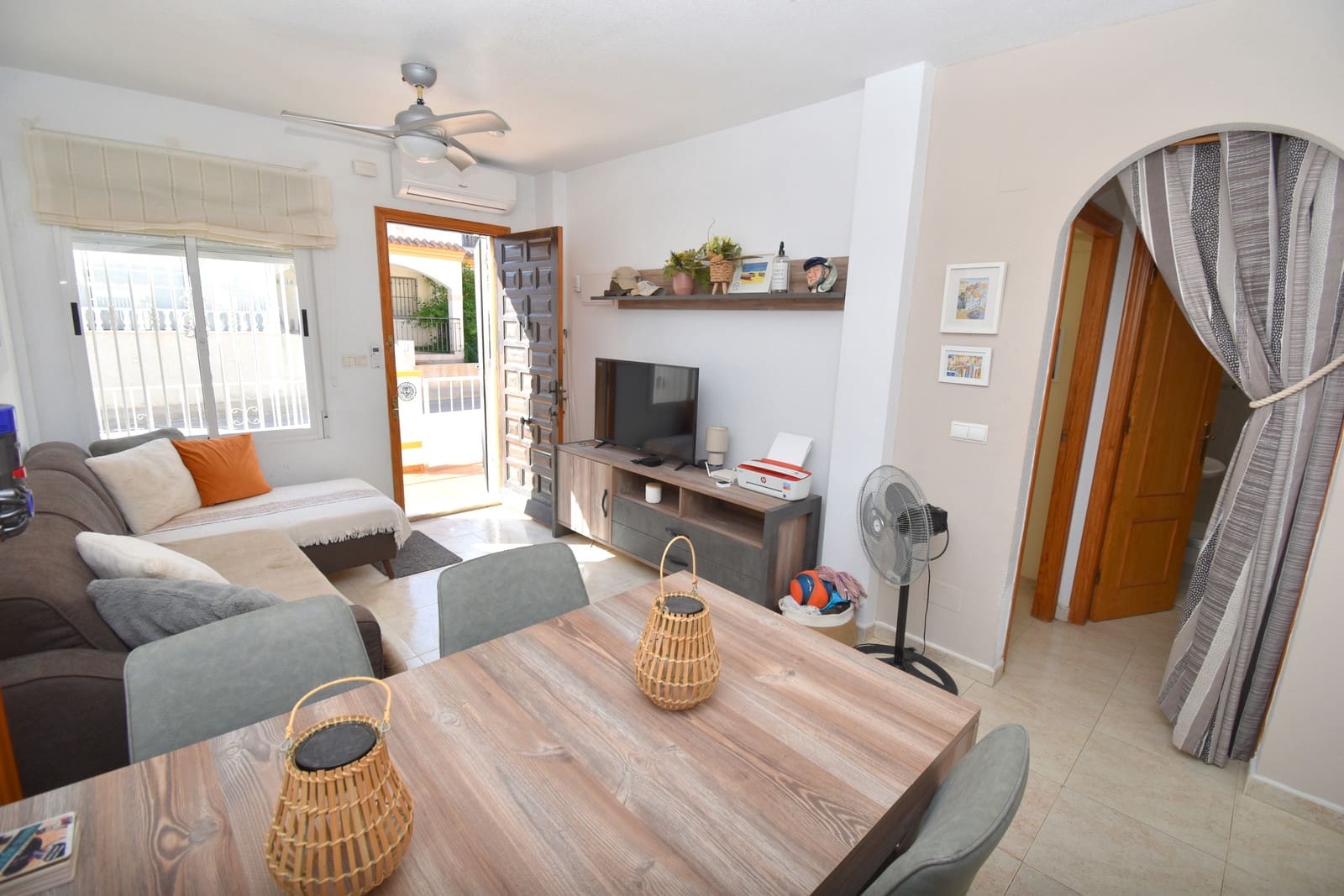 2 bedroom Apartment for sale in Playa Flamenca with pool garage - € 154,999 (Ref: 10186571)
