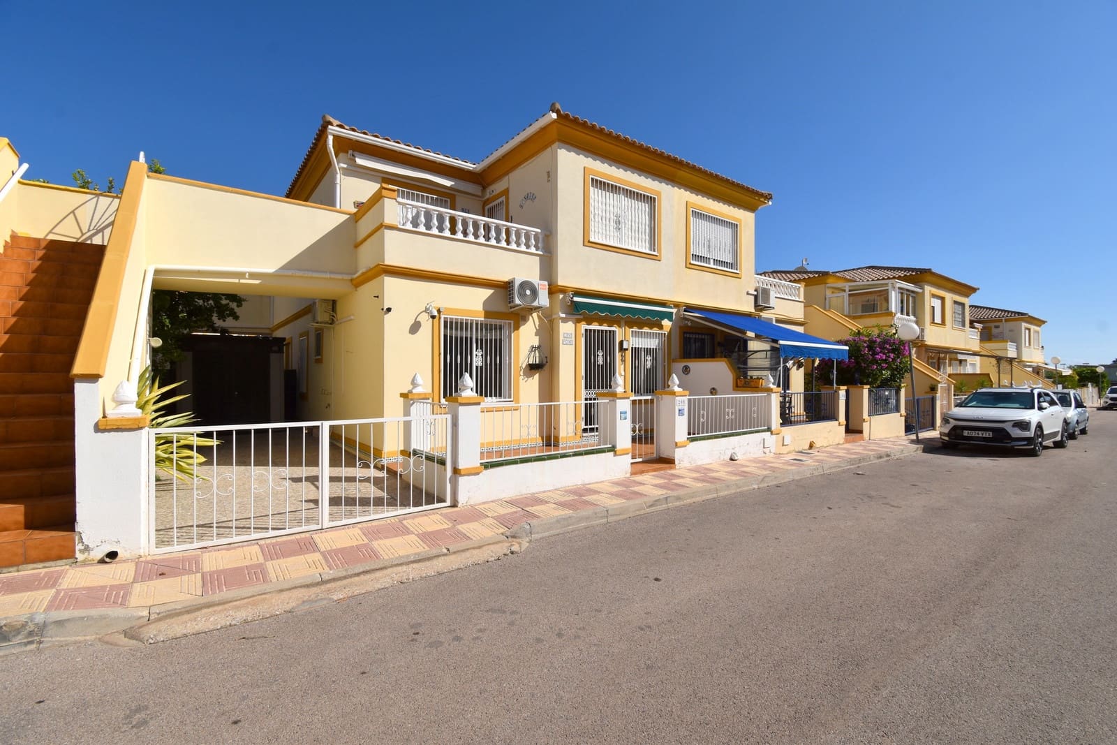 2 bedroom Apartment for sale in Playa Flamenca with pool garage - € 154,999 (Ref: 10186571)