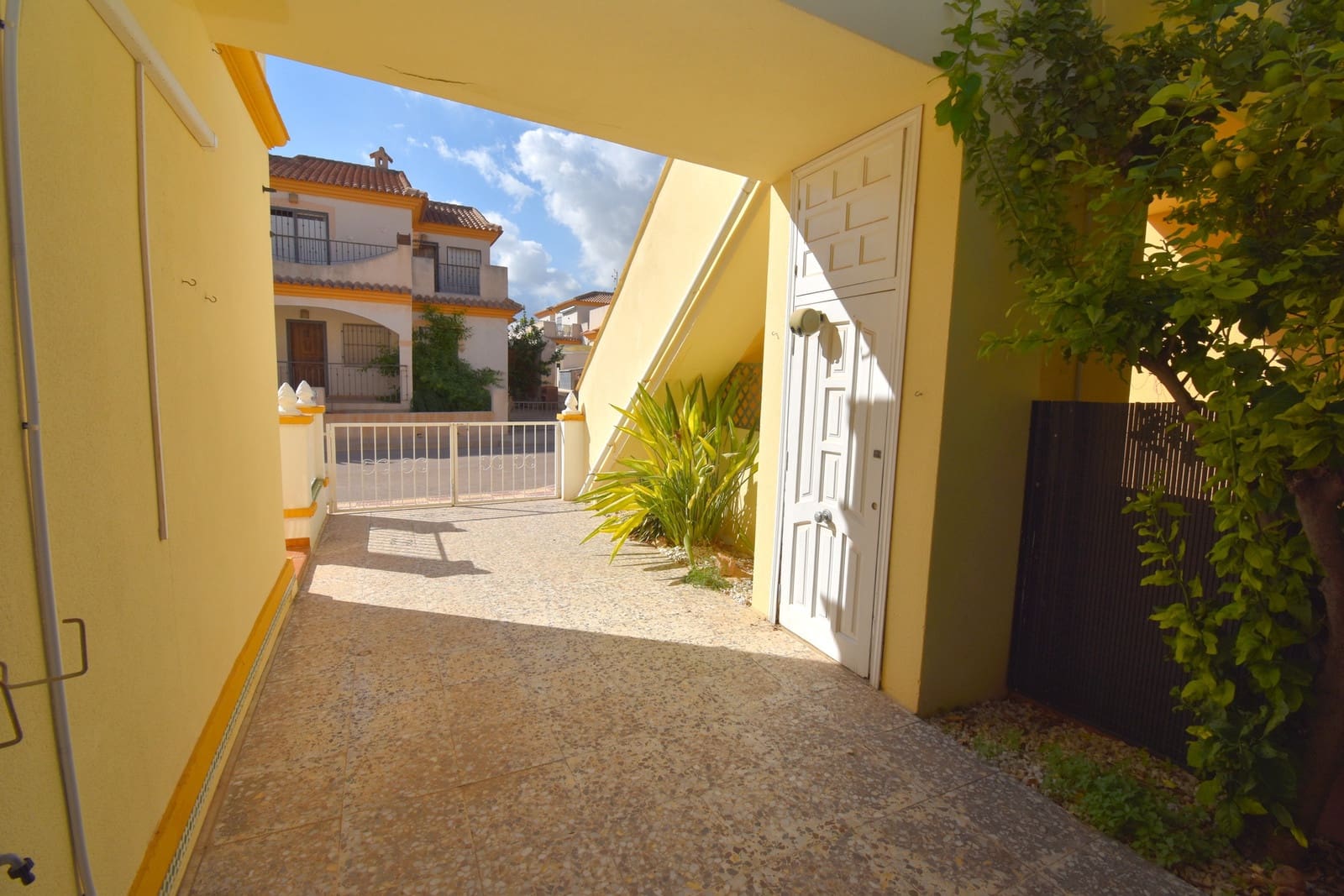 2 bedroom Apartment for sale in Playa Flamenca with pool garage - € 154,999 (Ref: 10186571)