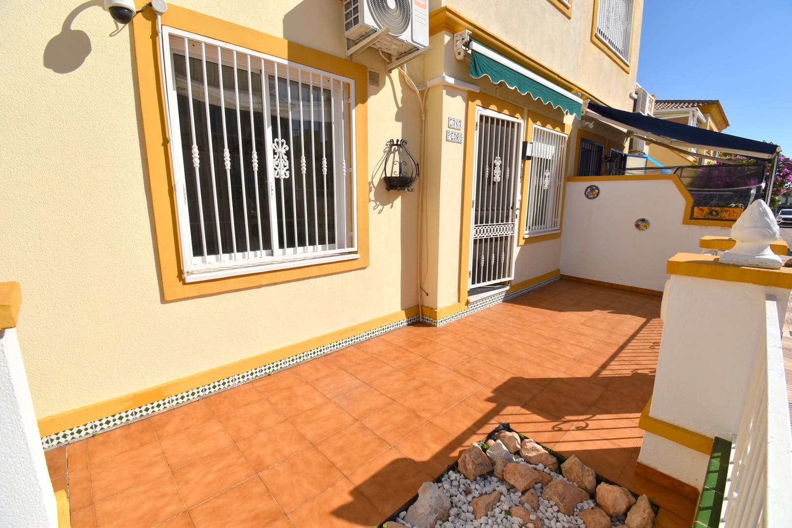 2 bedroom Apartment for sale in Playa Flamenca with pool garage - € 154,999 (Ref: 10186571)