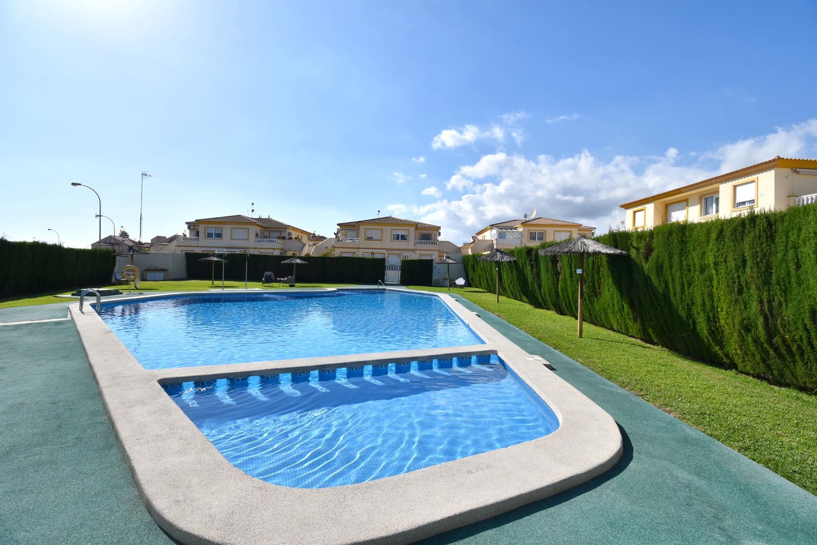 2 bedroom Apartment for sale in Playa Flamenca with pool garage - € 154,999 (Ref: 10186571)