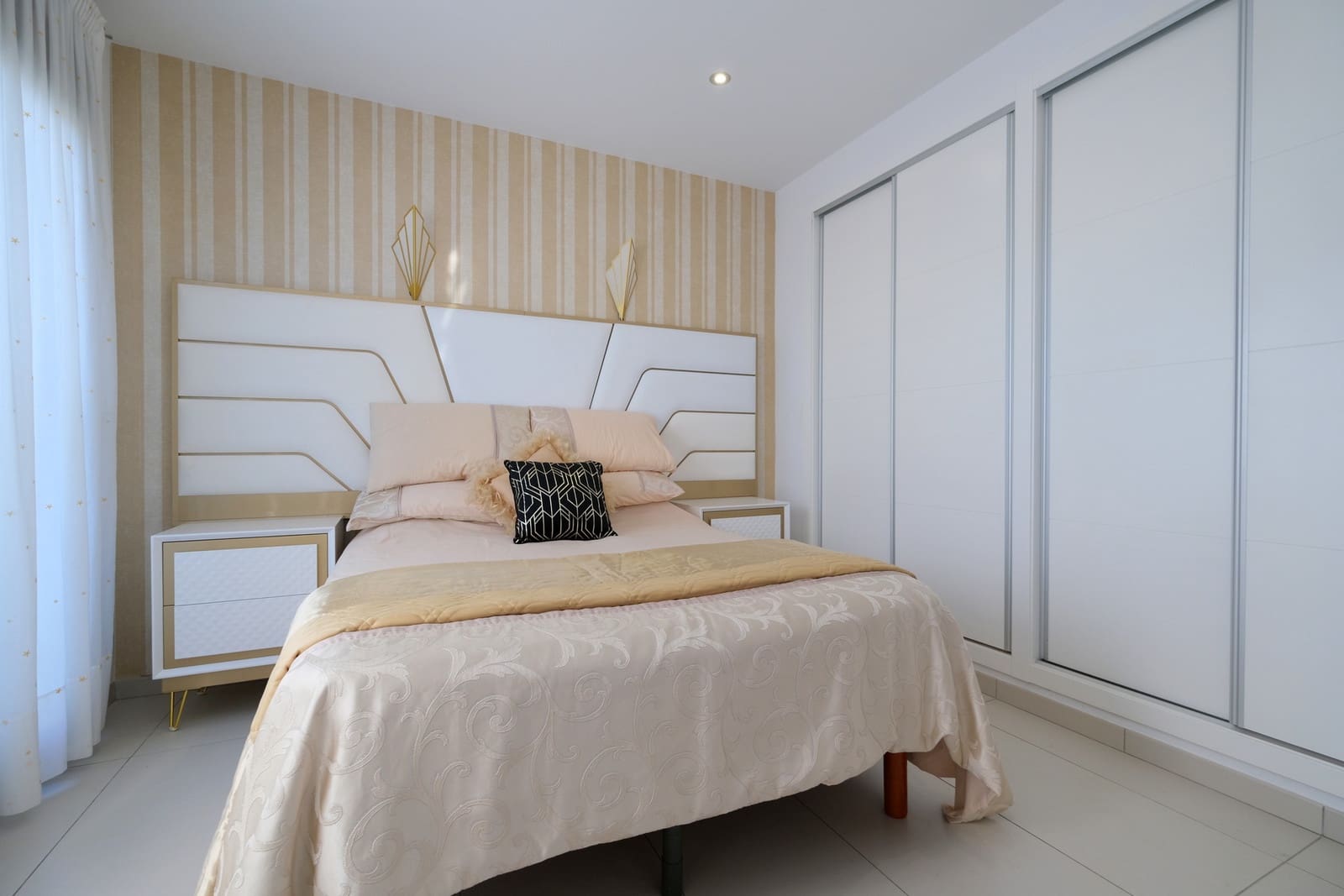 3 chambre Villa/Maison à vendre à Cabo Roig avec piscine garage - 379 000 € (Ref: 10186572)