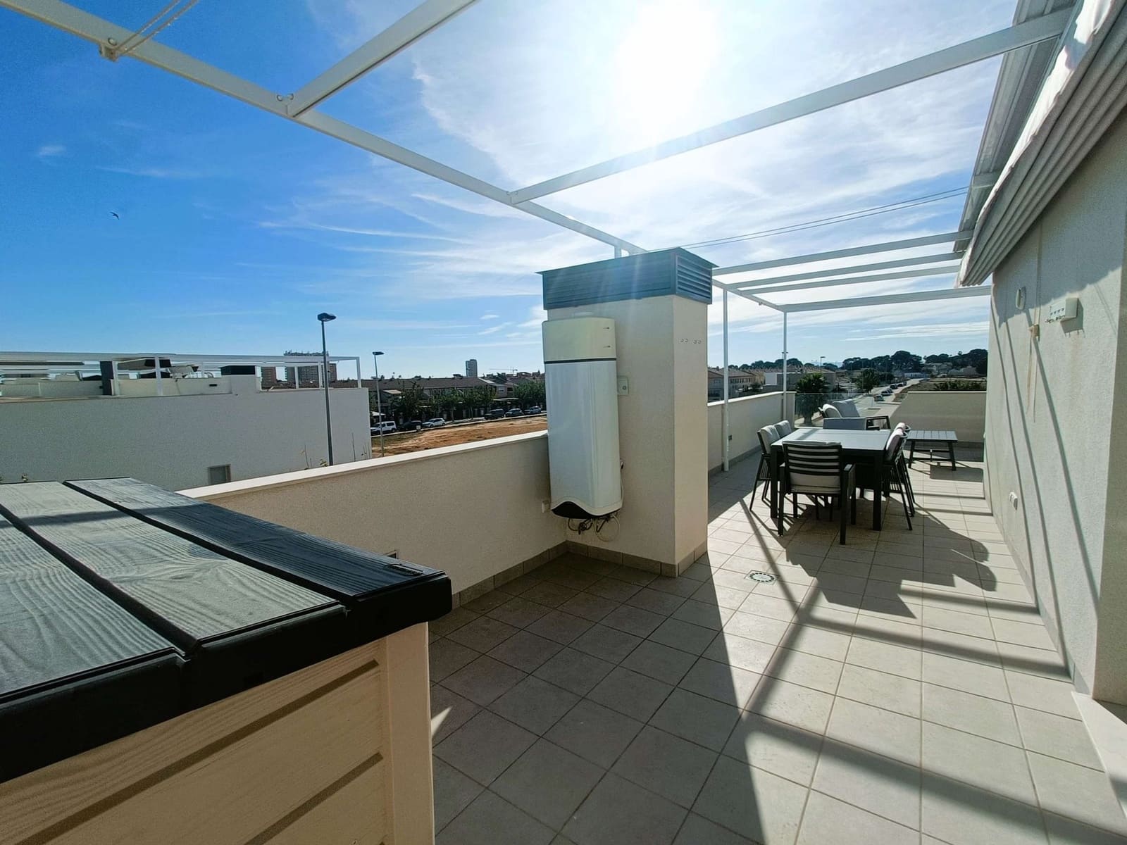 3 soveværelse Byhus til salg i Santiago de la Ribera med swimmingpool - € 369.900 (Ref: 9257991)