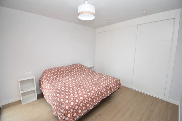 2 slaapkamer Appartement te koop in Villamartin, Orihuela met zwembad - € 249.950 (Ref: 9270234)