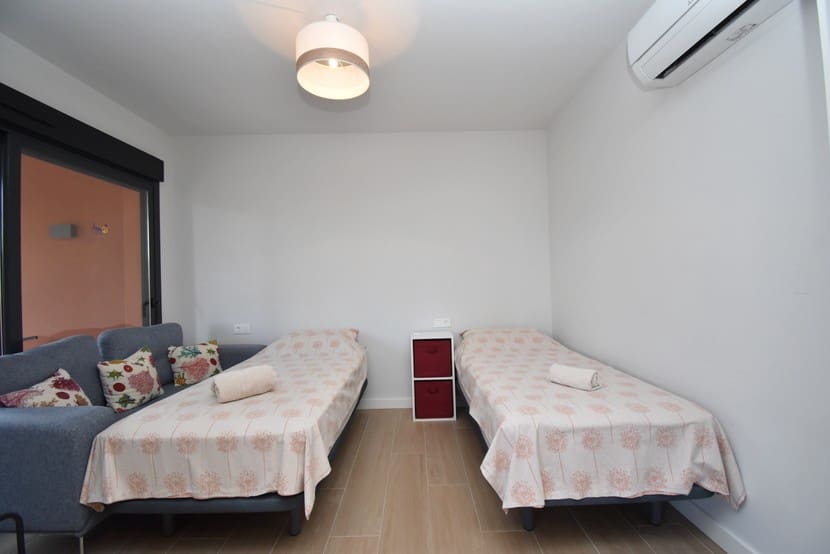 2 slaapkamer Appartement te koop in Villamartin met zwembad - € 249.950 (Ref: 9270234)