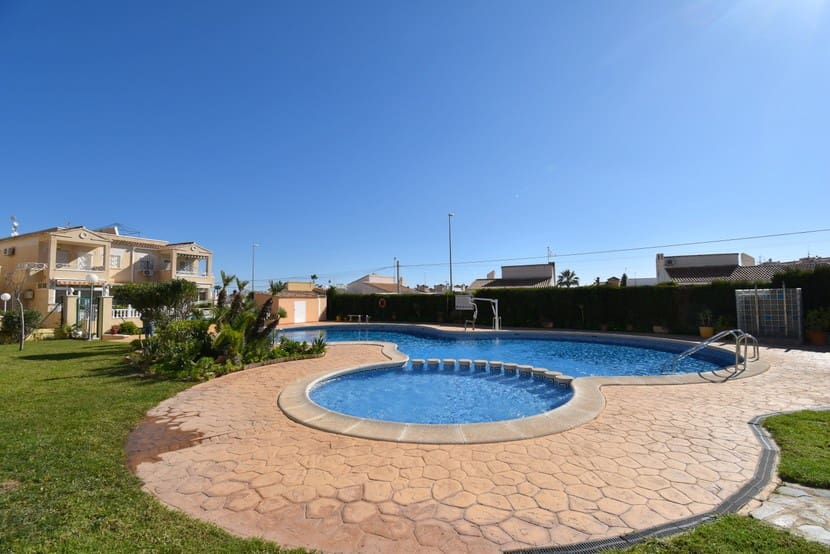 2 slaapkamer Appartement te koop in Playa Flamenca met zwembad - € 148.000 (Ref: 9274100)