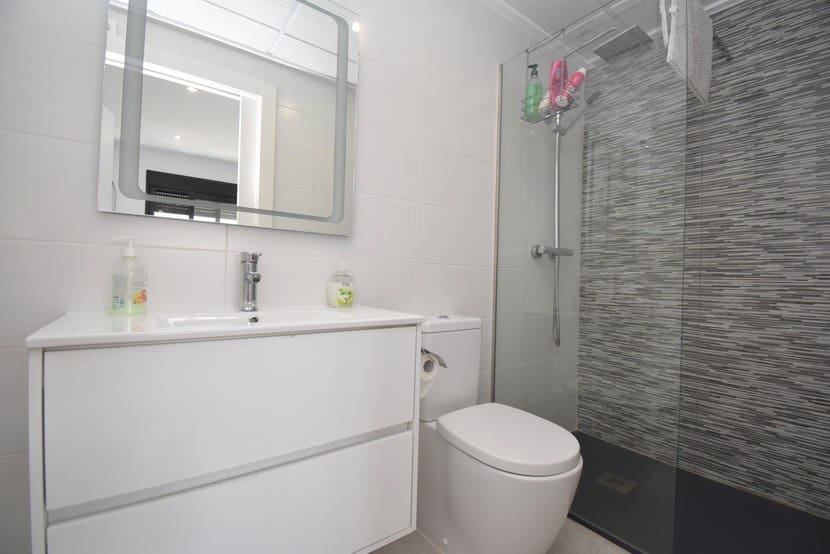 2 makuuhuone Kattohuoneisto myytävänä paikassa Lo Pagan mukana uima-altaan - 259 999 € (Ref: 9279589)