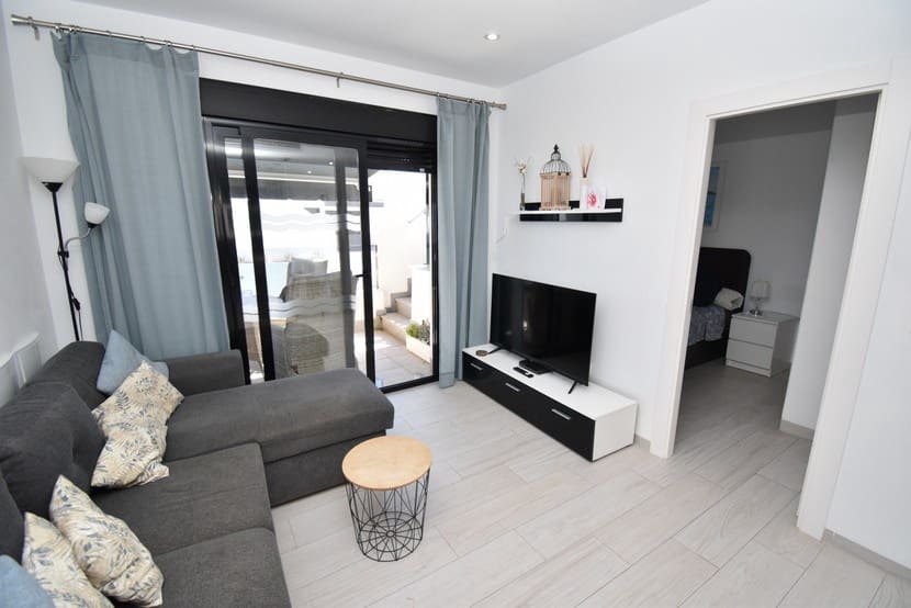 2 makuuhuone Kattohuoneisto myytävänä paikassa Lo Pagan mukana uima-altaan - 259 999 € (Ref: 9279589)