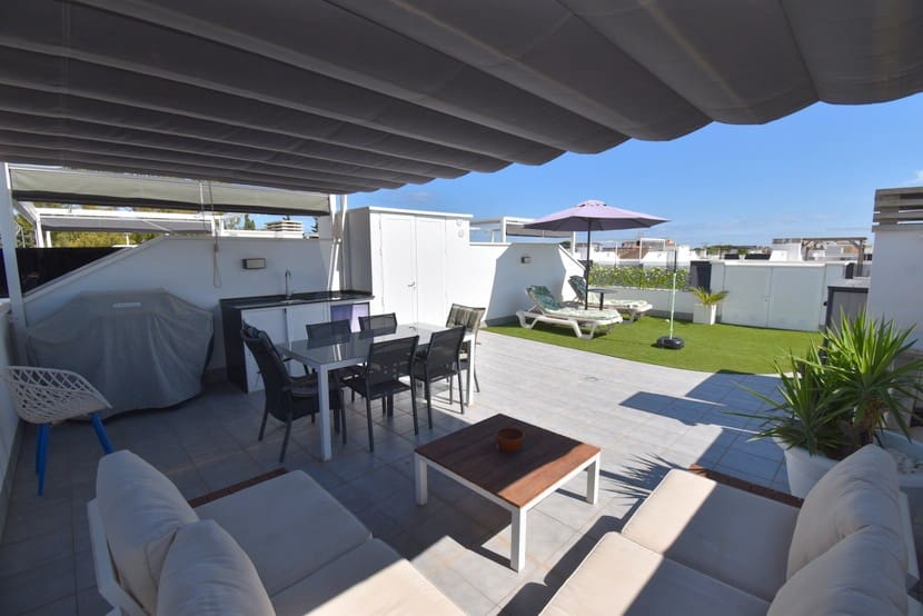 2 makuuhuone Kattohuoneisto myytävänä paikassa Lo Pagan mukana uima-altaan - 259 999 € (Ref: 9279589)