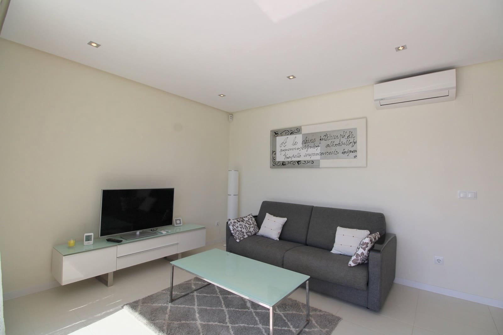 2 slaapkamer Penthouse te koop in Punta Prima met zwembad - € 349.995 (Ref: 9283010)