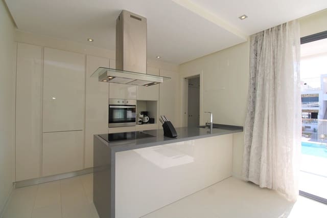 2 soverom Penthouse til salgs i Punta Prima, Torrevieja med svømmebasseng - € 349 995 (Ref: 9283010)