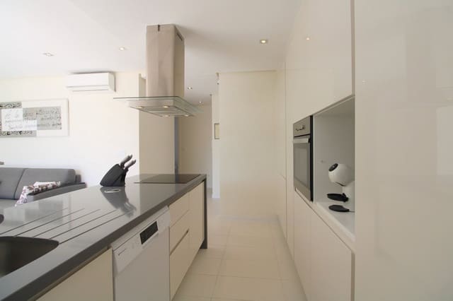 2 soverom Penthouse til salgs i Punta Prima, Torrevieja med svømmebasseng - € 349 995 (Ref: 9283010)