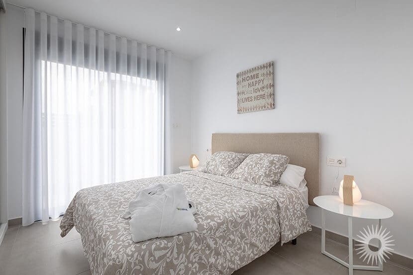 4 slaapkamer Villa te koop in Los Montesinos met zwembad garage - € 669.000 (Ref: 9297567)