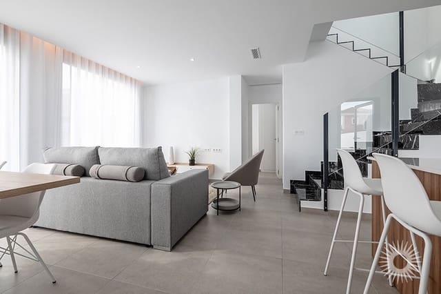 4 slaapkamer Villa te koop in Los Montesinos met zwembad garage - € 669.000 (Ref: 9297567)
