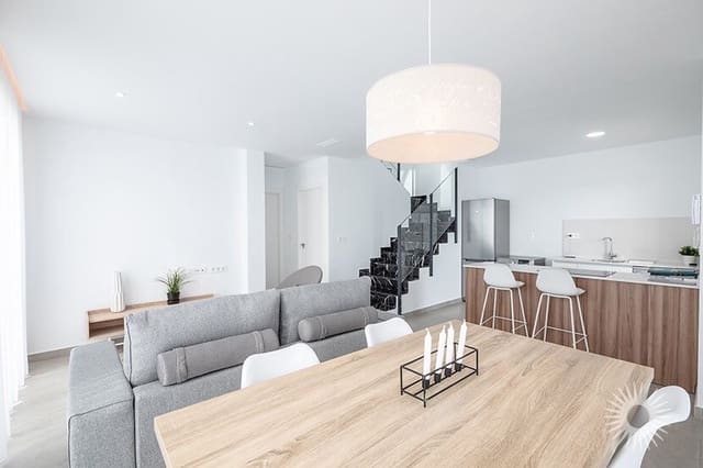 4 slaapkamer Villa te koop in Los Montesinos met zwembad garage - € 669.000 (Ref: 9297567)