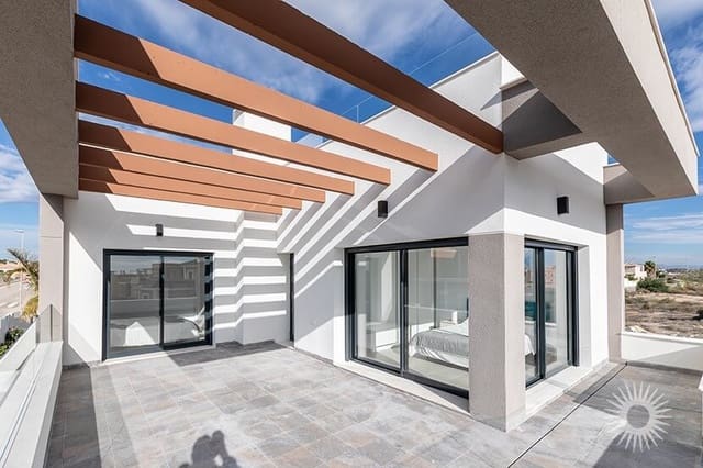 4 slaapkamer Villa te koop in Los Montesinos met zwembad garage - € 669.000 (Ref: 9297567)