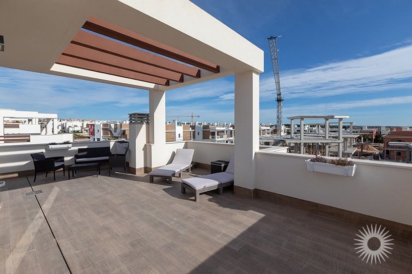 5 sypialnia Willa na sprzedaż w Los Montesinos z basenem - 780 000 € (Ref: 9297568)