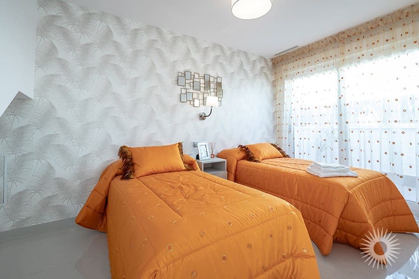 5 quarto Moradia para venda em Los Montesinos com piscina - 780 000 € (Ref: 9297568)