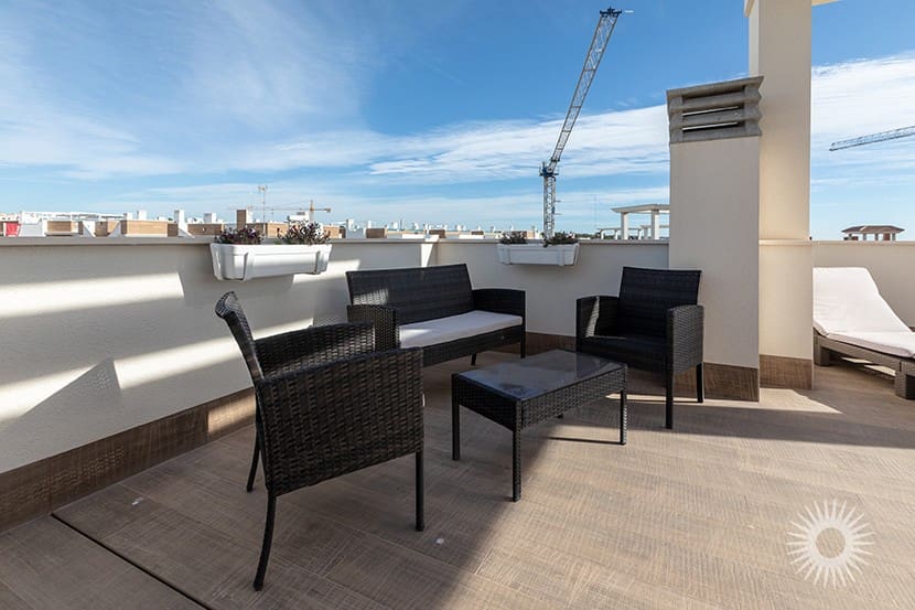 5 quarto Moradia para venda em Los Montesinos com piscina - 780 000 € (Ref: 9297568)