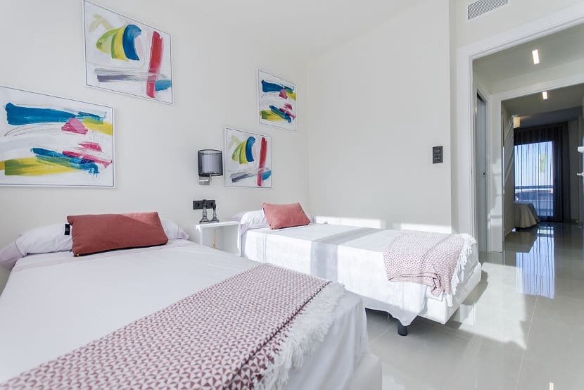 2 sovrum Lägenhet till salu i San Miguel de Salinas med pool garage - 339 000 € (Ref: 9300571)
