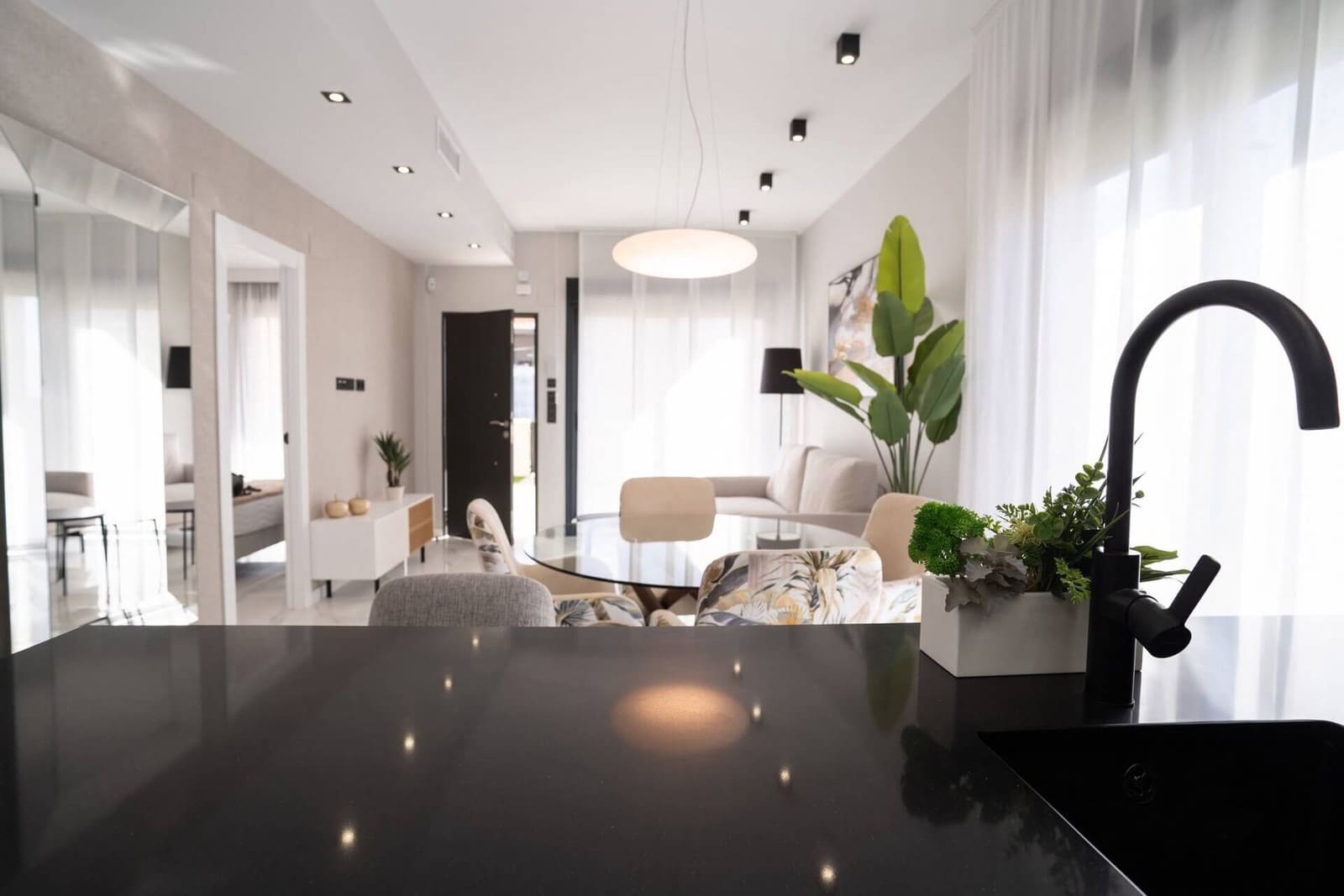 3 soverom Leilighet til salgs i Pilar de la Horadada med svømmebasseng garasje - € 350 000 (Ref: 9300585)