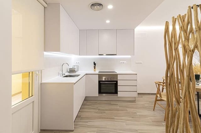 2 quarto Casa em Banda para venda em La Manga del Mar Menor com piscina garagem - 260 560 € (Ref: 9300586)