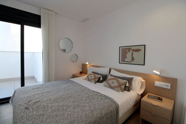 3 soverom Leilighet til salgs i Pilar de la Horadada ciudad, Pilar de la Horadada med svømmebasseng garasje - € 295 000 (Ref: 9300646)