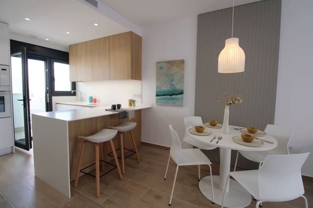 Apartamento de 2 habitaciones en Pilar de la Horadada ciudad, Pilar de la Horadada en venta - 245.000 € (Ref: 9300647)