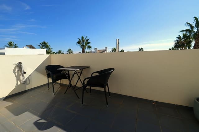 Chalet de 3 habitaciones en Villamartin, Orihuela en venta con piscina - 339.900 € (Ref: 9304917)