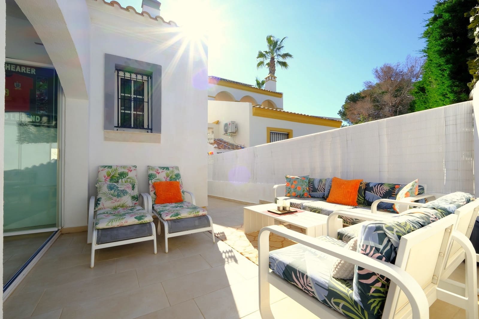 2 slaapkamer Villa te koop in Villamartin met zwembad - € 449.900 (Ref: 9304918)